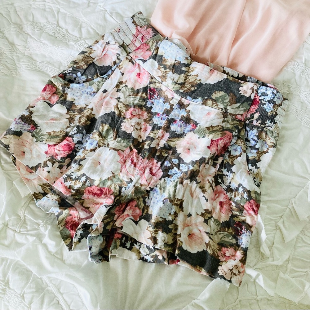 Aritzia Floral Shorts